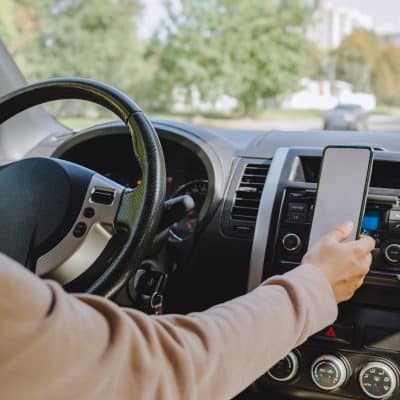 6 Tips for Finding the Best Female SUV and Navigating Car Transport Services