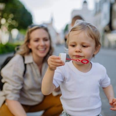5 Smart Tips to Be a Responsible Parent (& Why You Should)