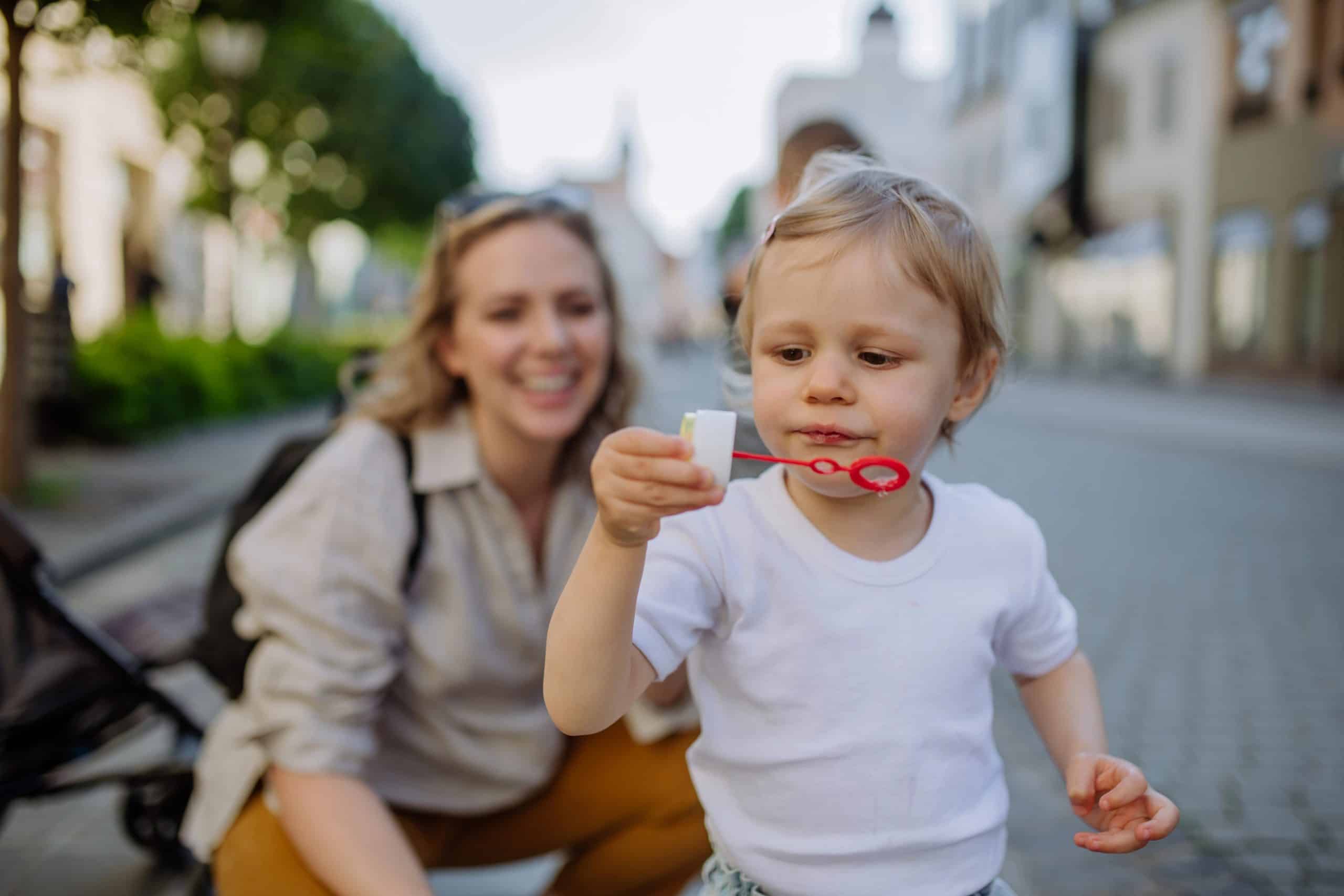 5 Smart Tips to Be a Responsible Parent (& Why You Should)