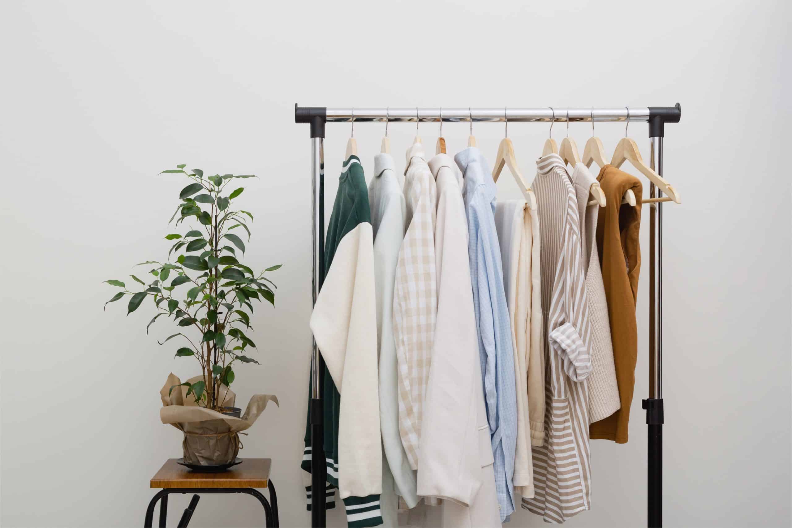How to Build a Capsule Wardrobe Step by Step: Easy to Follow Beginner Guide